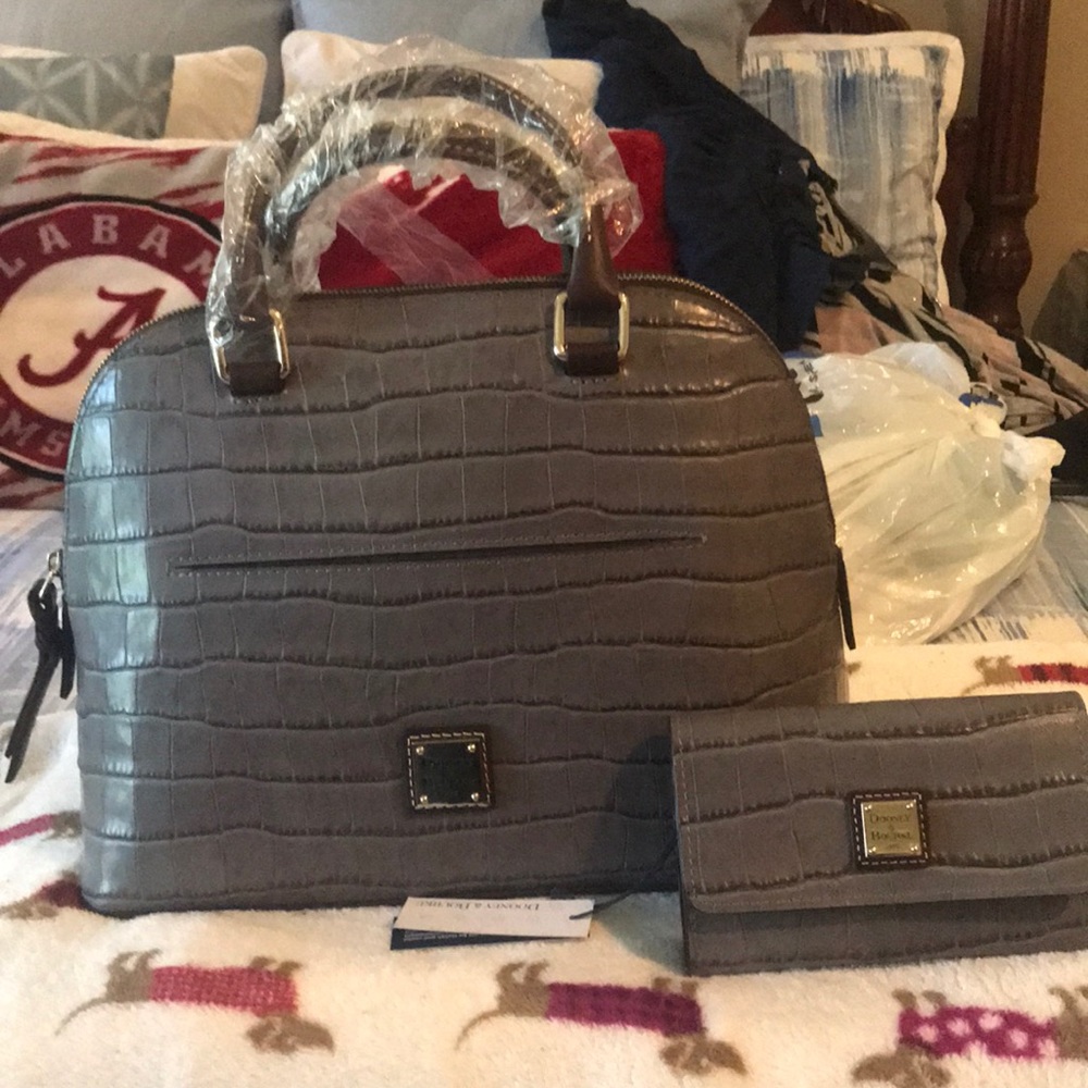 Dooney Bourke